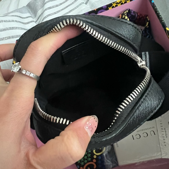 Gucci supreme cross body bag - Picture 5 of 7